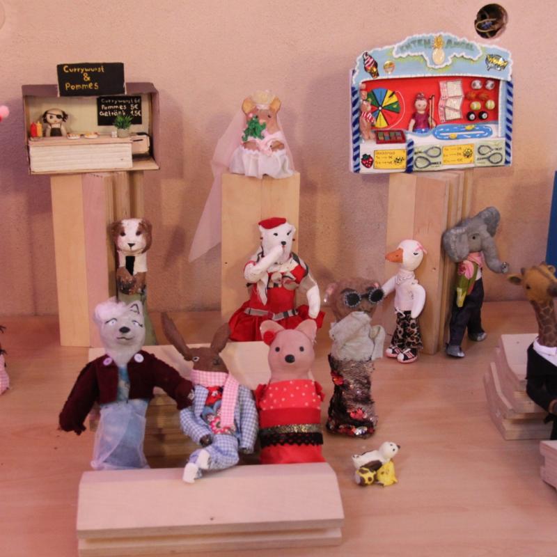 Kunstausstellung „Kreative Köpfe“
