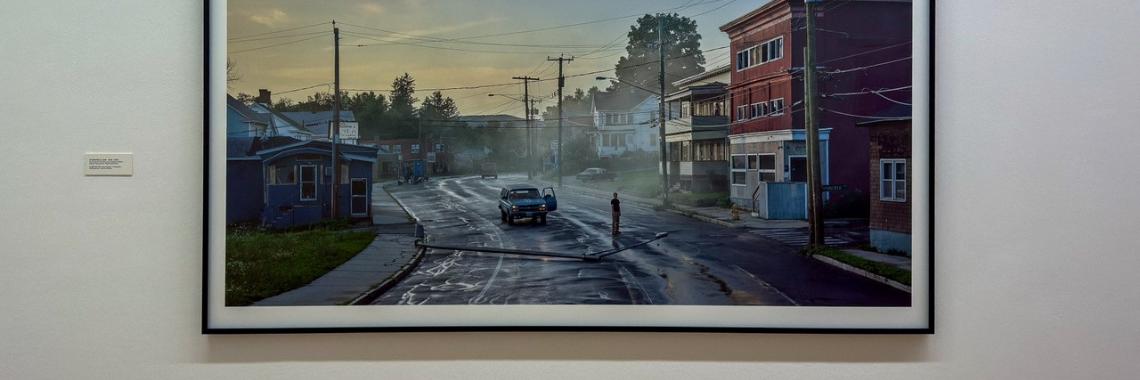 Besuch der Gregory-Crewdson-Retrospektive im Kunstmuseum Bonn
