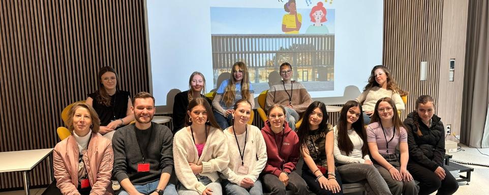 Die G8b im Historischen Archiv der Stadt Köln