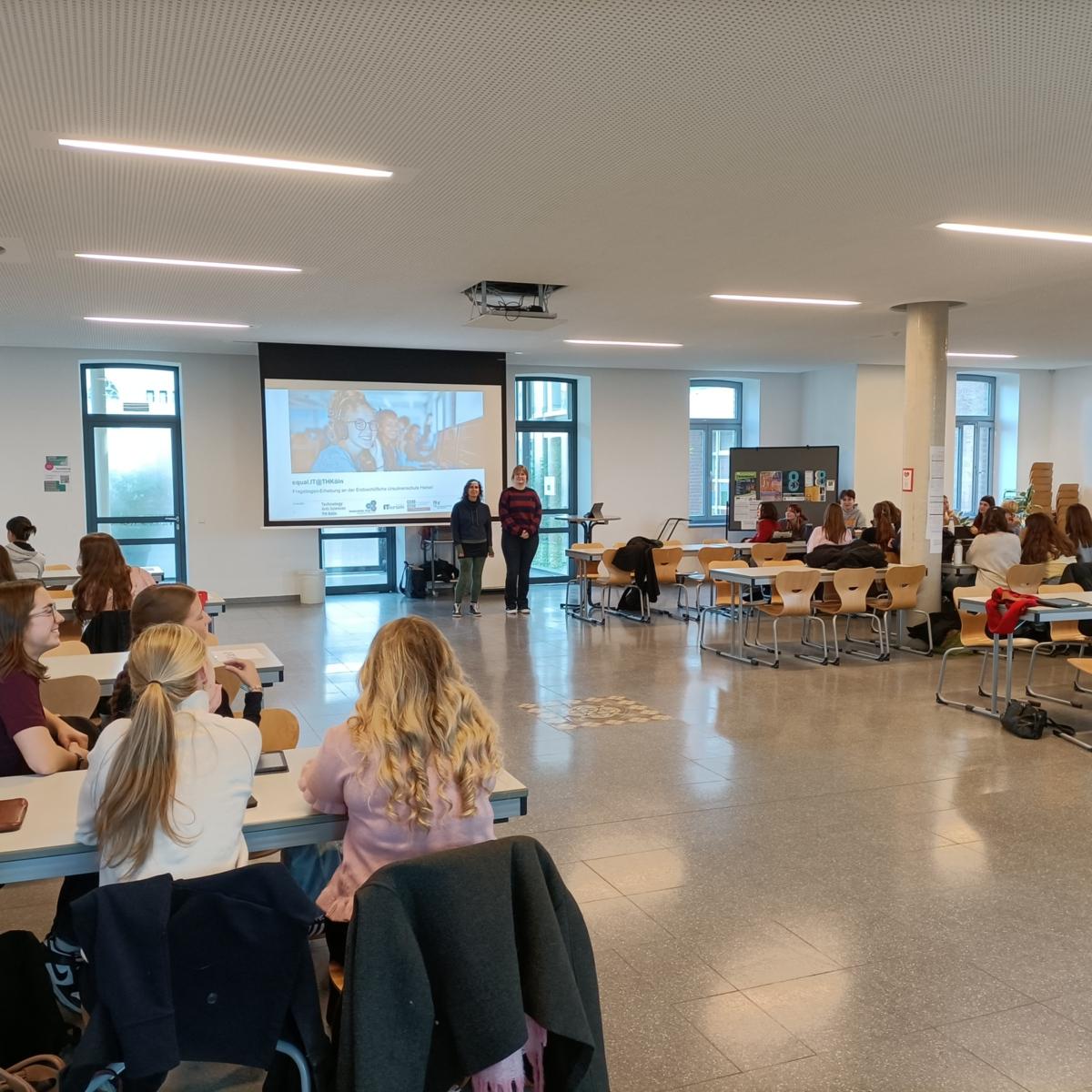 equal.IT@THKöln zu Gast an der Ursulinenschule in Hersel