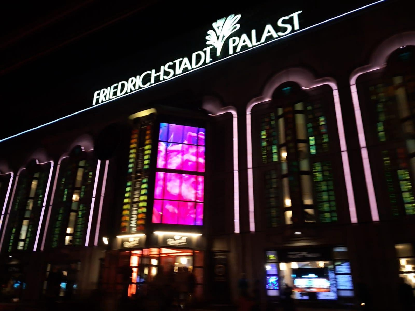 Abschlussfahrt Berlin_Friedrichstadtpalast
