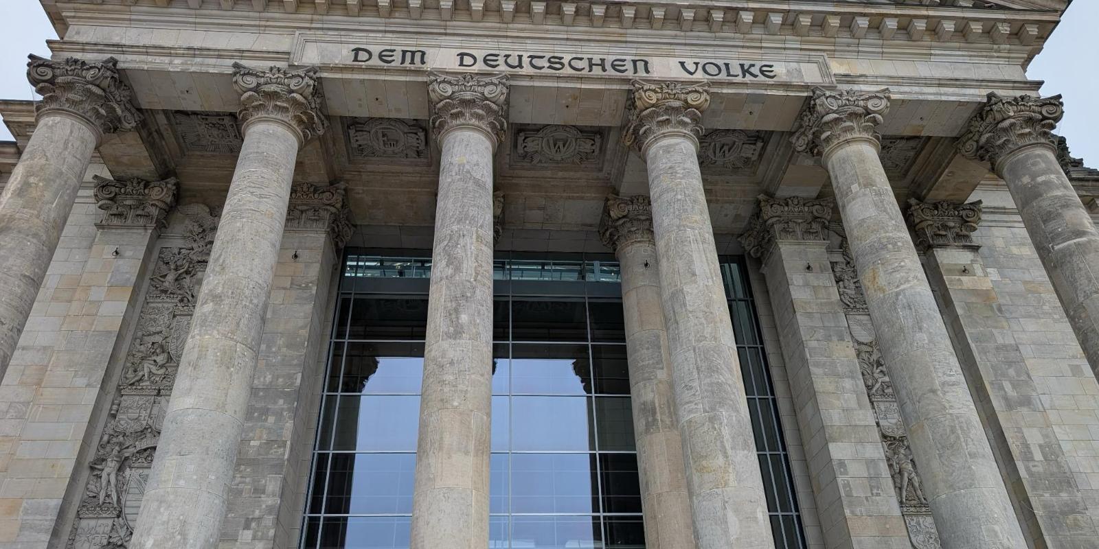 Abschlussfahrt Berlin_Reichstaggebäude