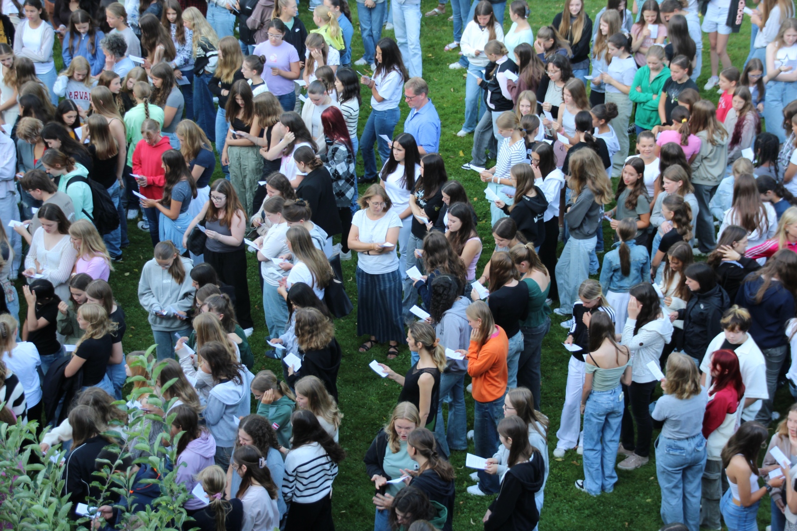 Gottesdienst im Schulpark