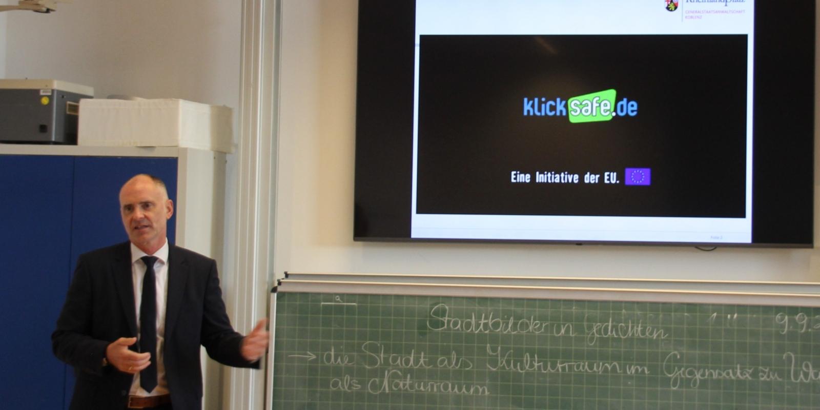 Elternabend zum Thema Cyberkriminalität 2024