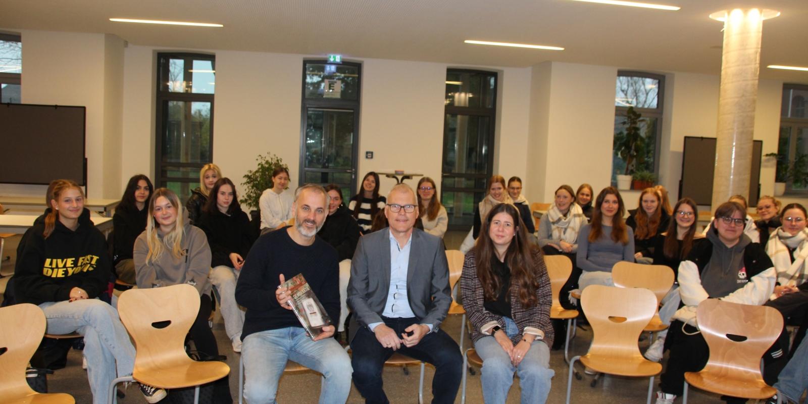 Tag der freien Schulen - Besuch von Oliver Krauß