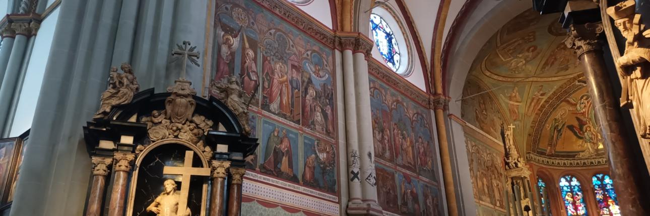 Q1 auf Exkursion im Bonner Münster