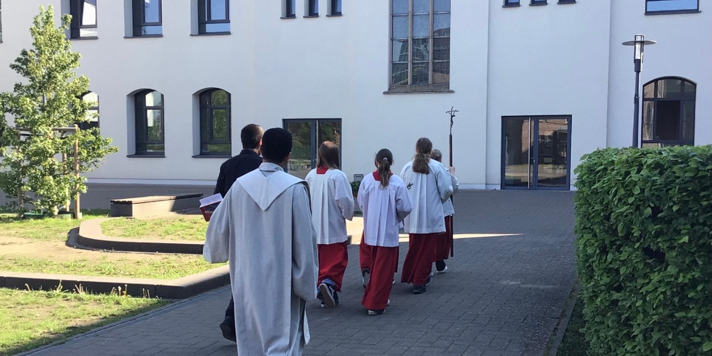 Segnung unserer Schulkreuze
