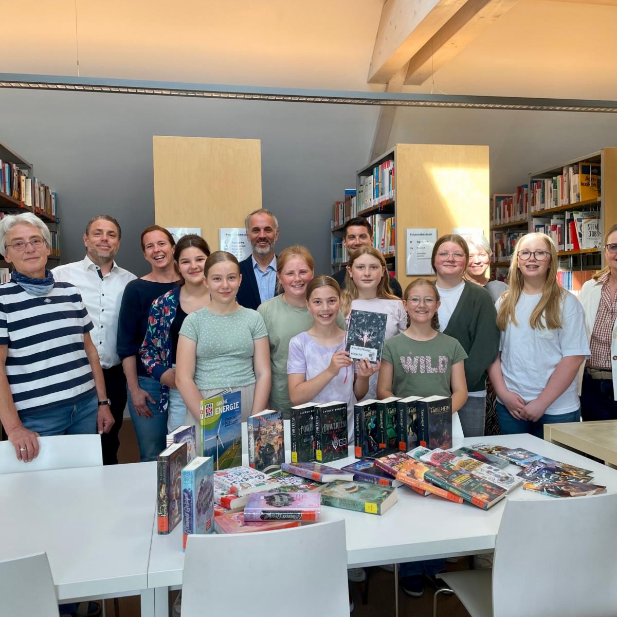 Neue Bücher für die Bibliothek