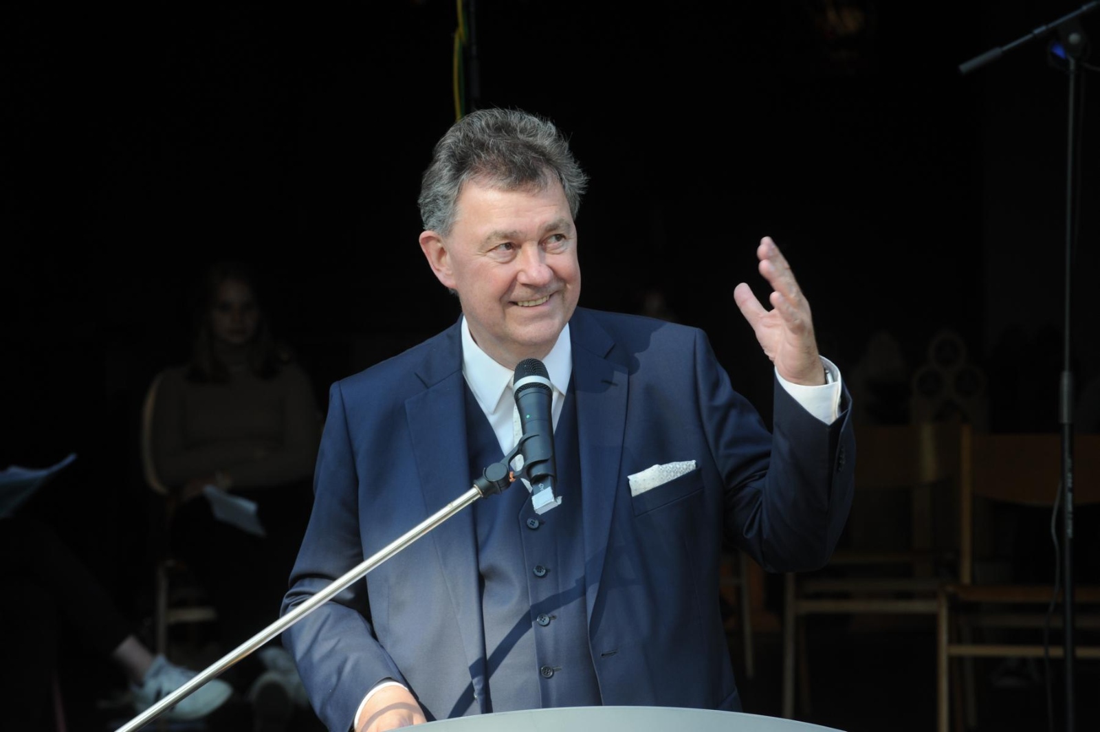 Schulleiter Dr. Kühling