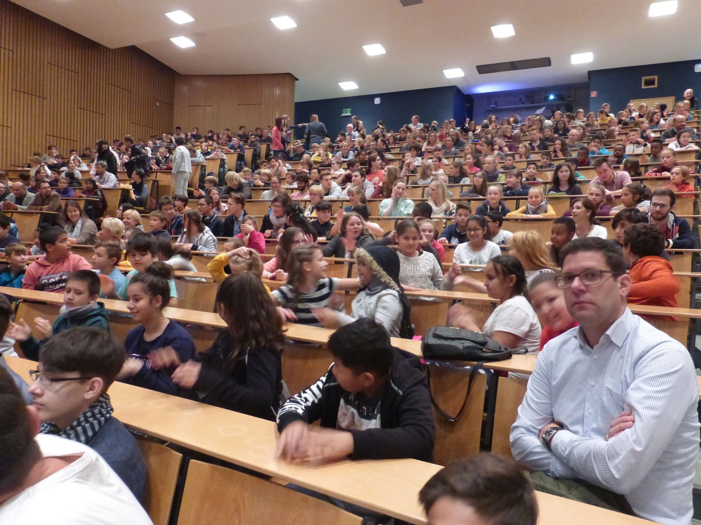 2019-09-19 Physikshow G7b Urff (4)