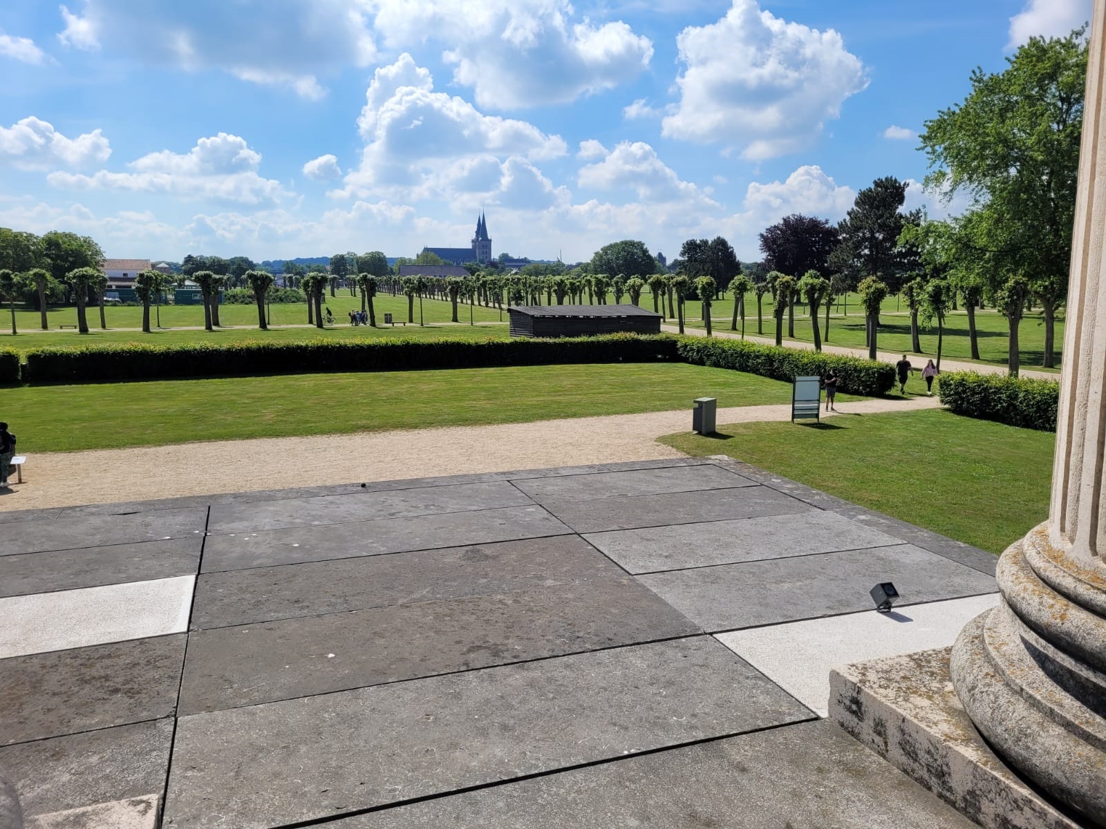 Ausblick vom Hafentempel auf die umliegenden Insulae