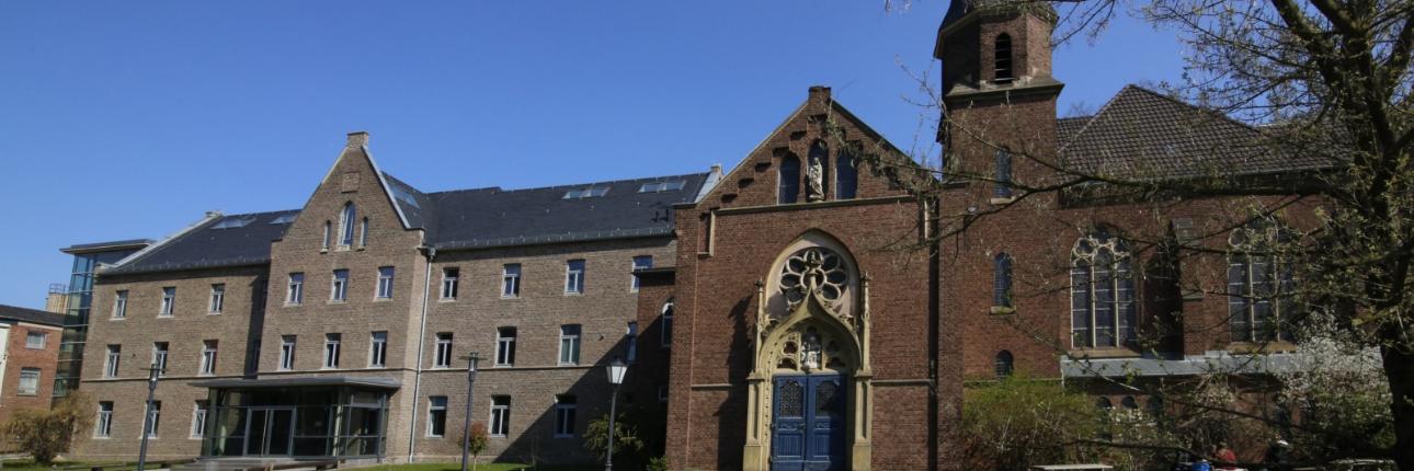 Gymnasium und Realschule für Mädchen Ex-Bild-DB-ID: 25531